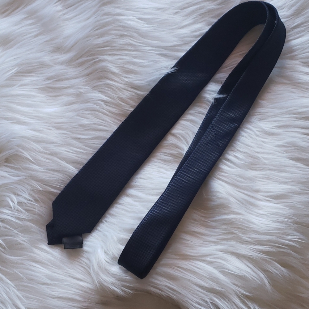 H&M Navy Slim Neck Tie